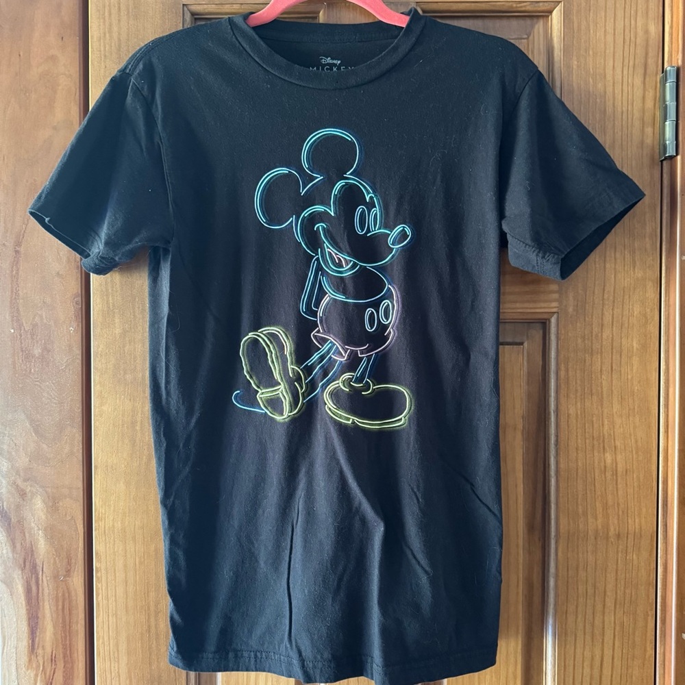 Disney Mickey Mouse T-Shirt Mens Small Neon Outline Black Graphic Tee Disneyland